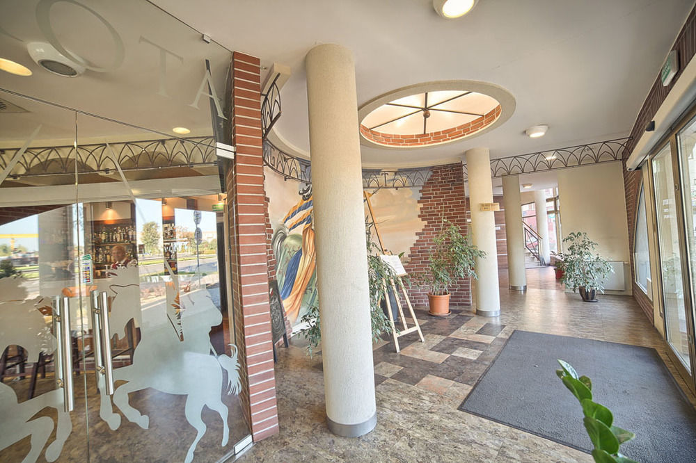 Grot Hotel Malbork Ngoại thất bức ảnh