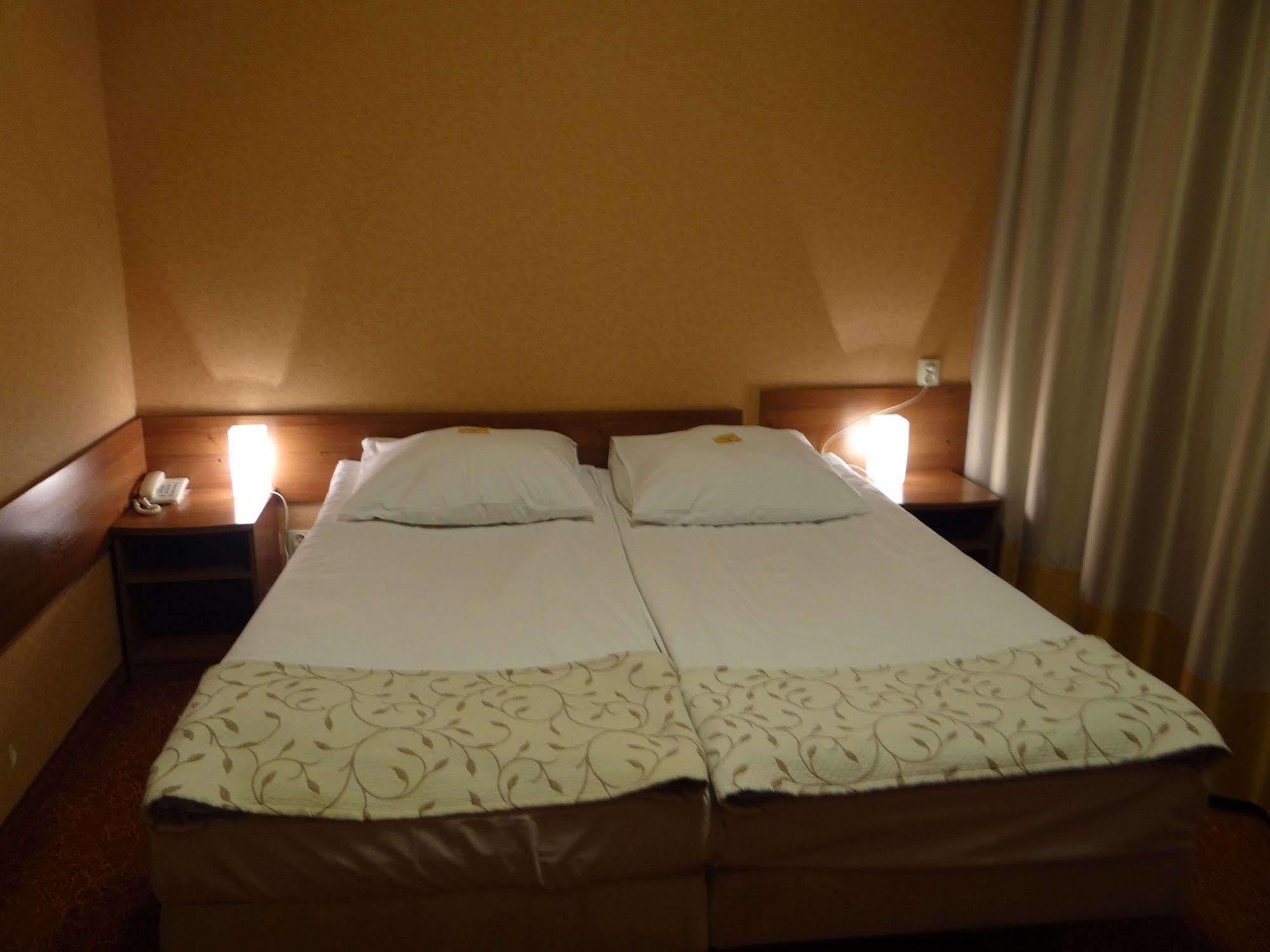 Grot Hotel Malbork Ngoại thất bức ảnh
